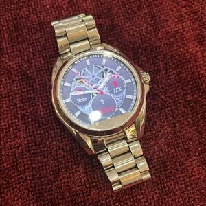 Michael Kors Metallic Smartwatch